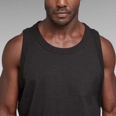 Tank abbigliamento deals